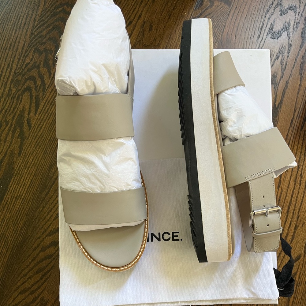 Vince Mana Fossil Sandal women's size 9.5/39.5. New with tags